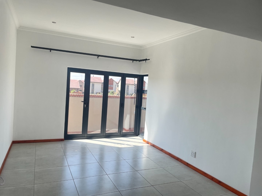 4 Bedroom Property for Sale in Wild Olive Estate Free State